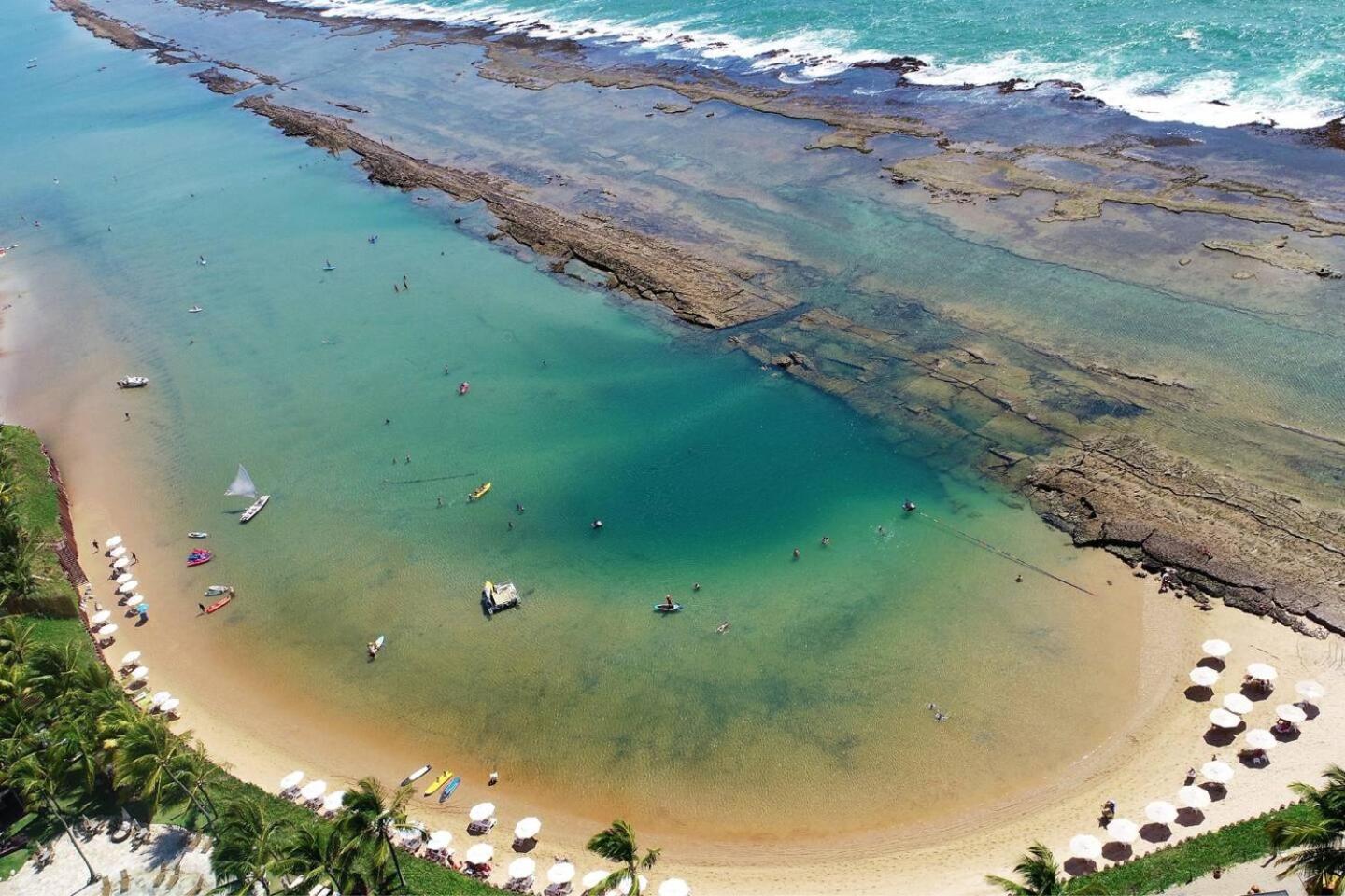Em - Vista P Piscina *
